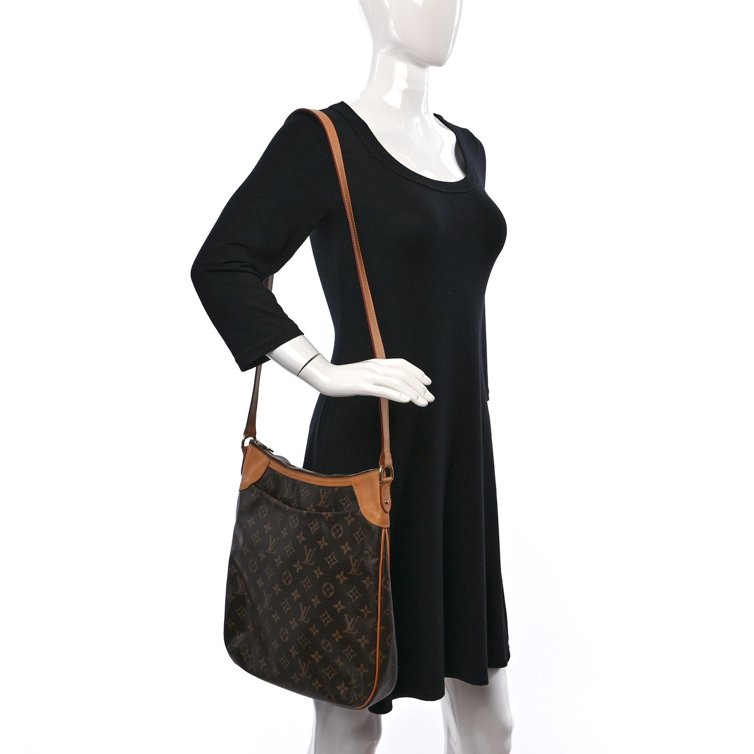Louis Vuitton Monogram Odeon MM 2 of 8