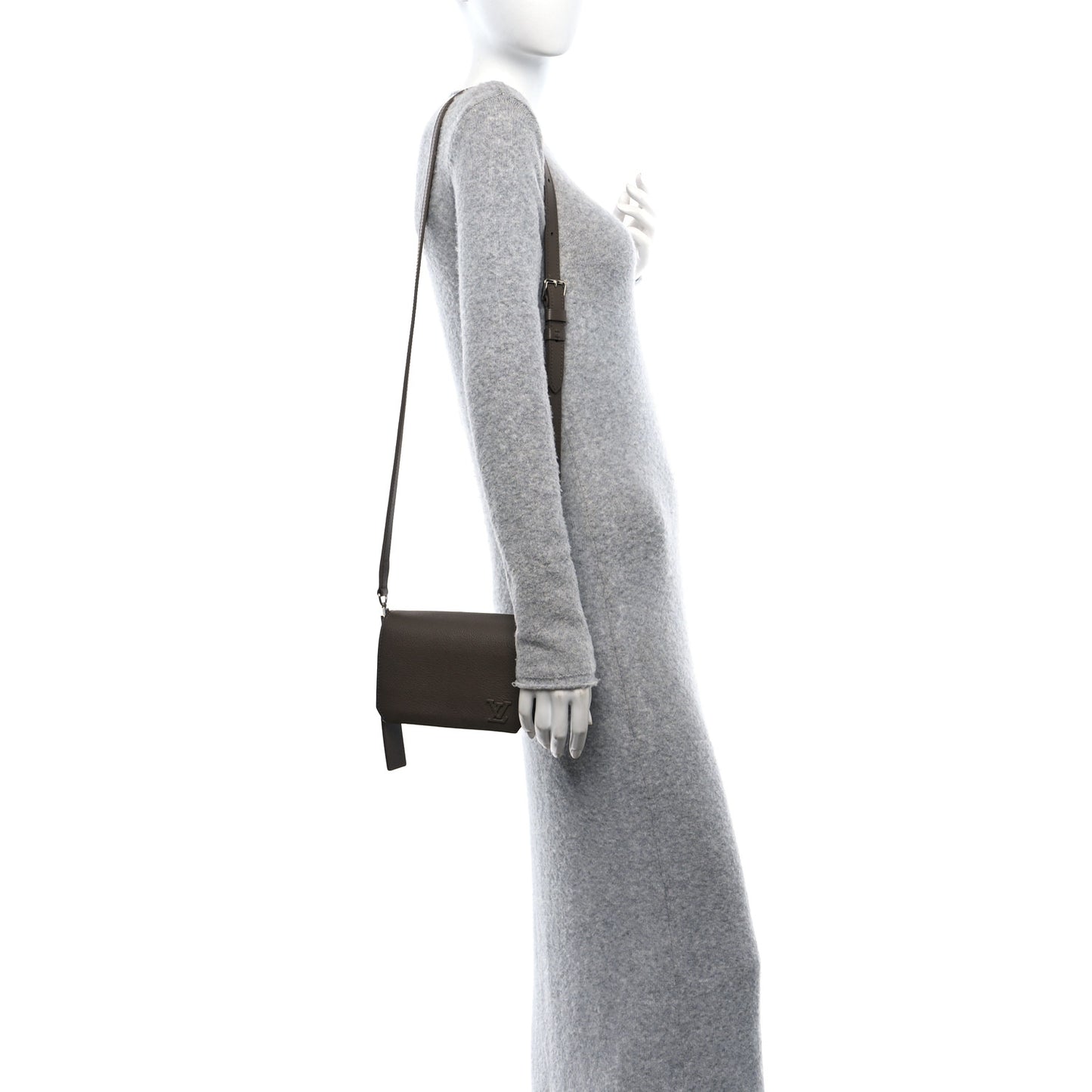 Calfskin Aerogram Fastline Wearable Wallet Moka Brown