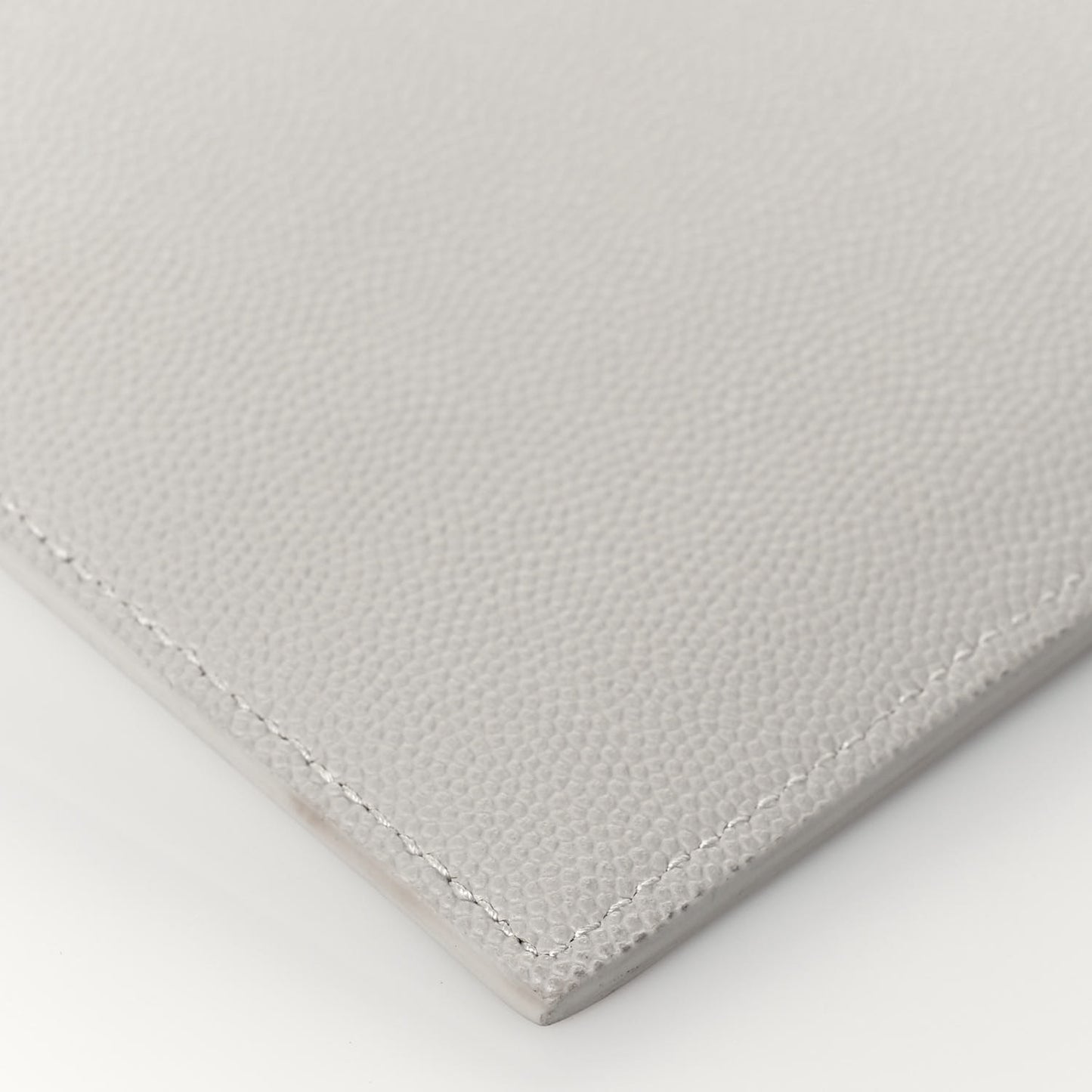 Grain De Poudre Uptown Pouch Crema Soft