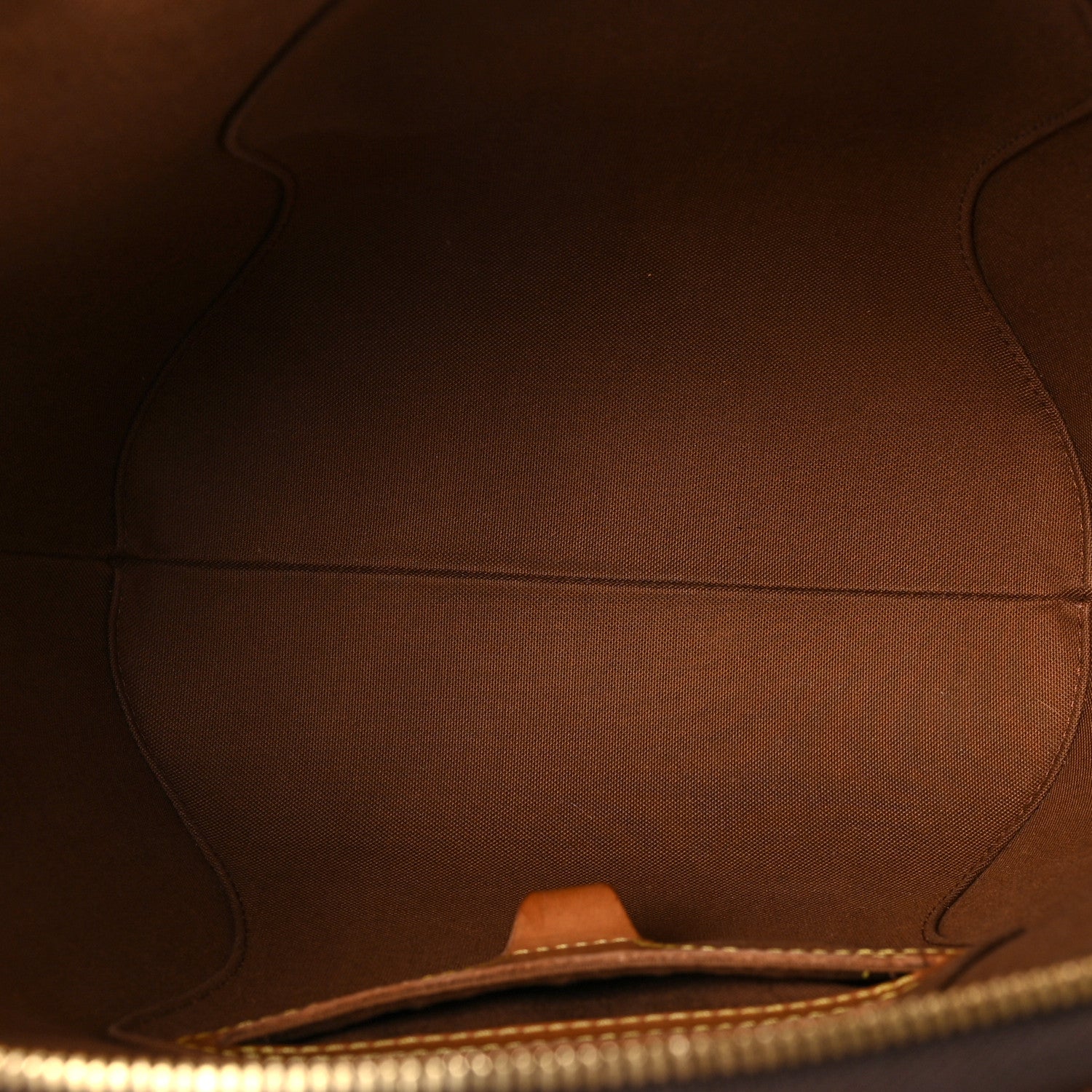 Louis Vuitton Monogram Ellipse MM 5 of 8
