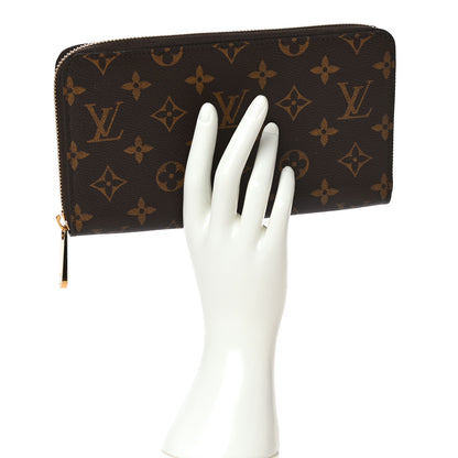 Louis Vuitton Monogram Zippy Organizer Wallet 2 of 11