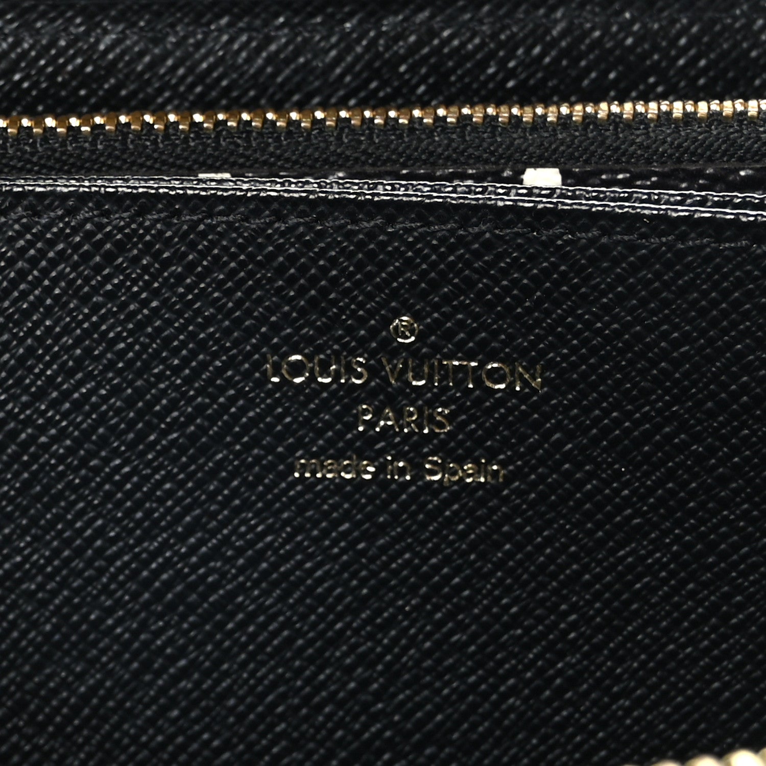 Louis Vuitton Monogram Giant Jungle Zippy Wallet Black 6 of 8