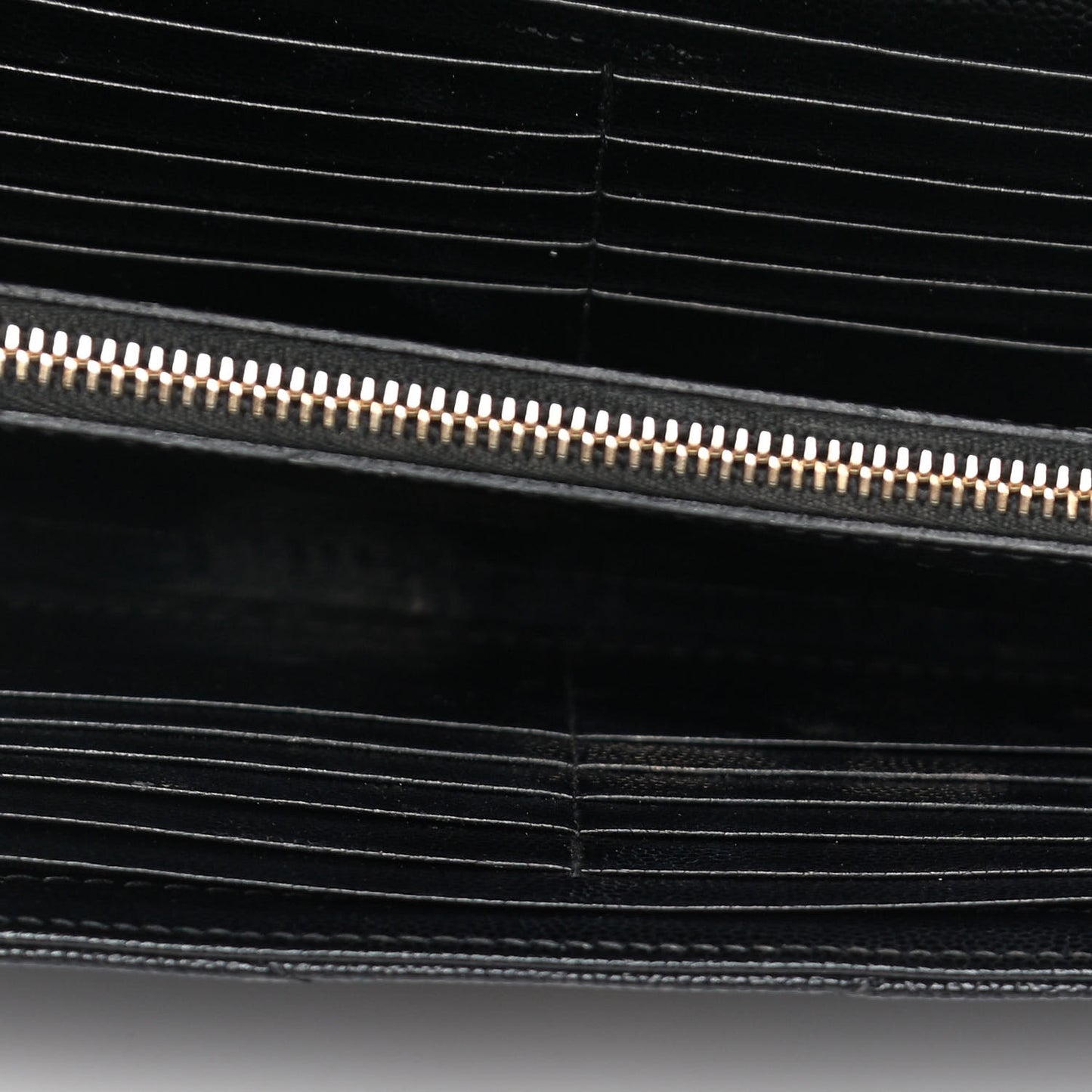 Grain De Poudre Matelasse Chevron Monogram Chain Wallet Black