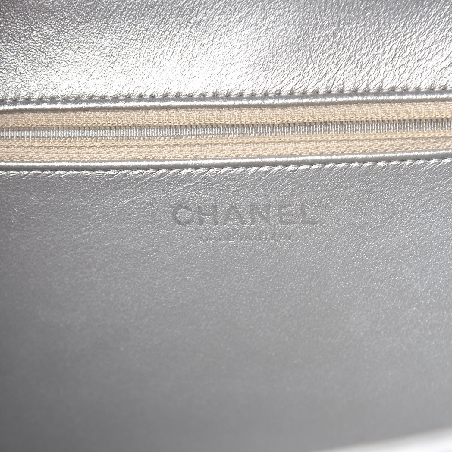 Chanel Metallic Caviar Quilted Large CC Filigree Vanity Case Silver 6 of 11