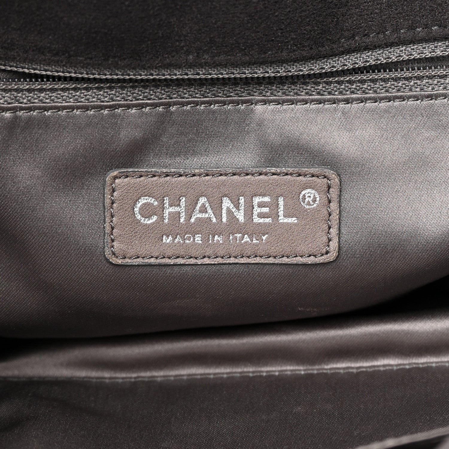 Chanel Microsuede Quilted Rodeo Drive Hobo Black 6 of 20