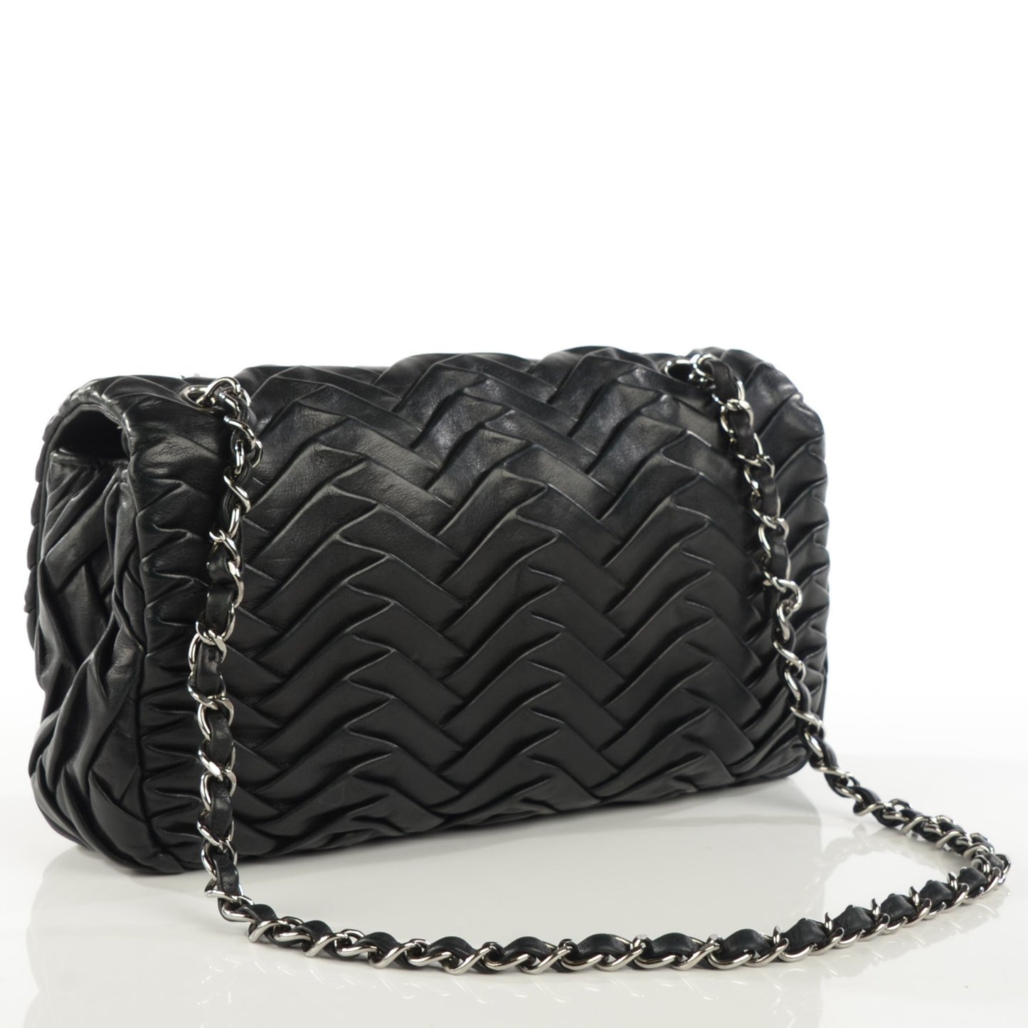 Calfskin Chevron Medium Flap Black