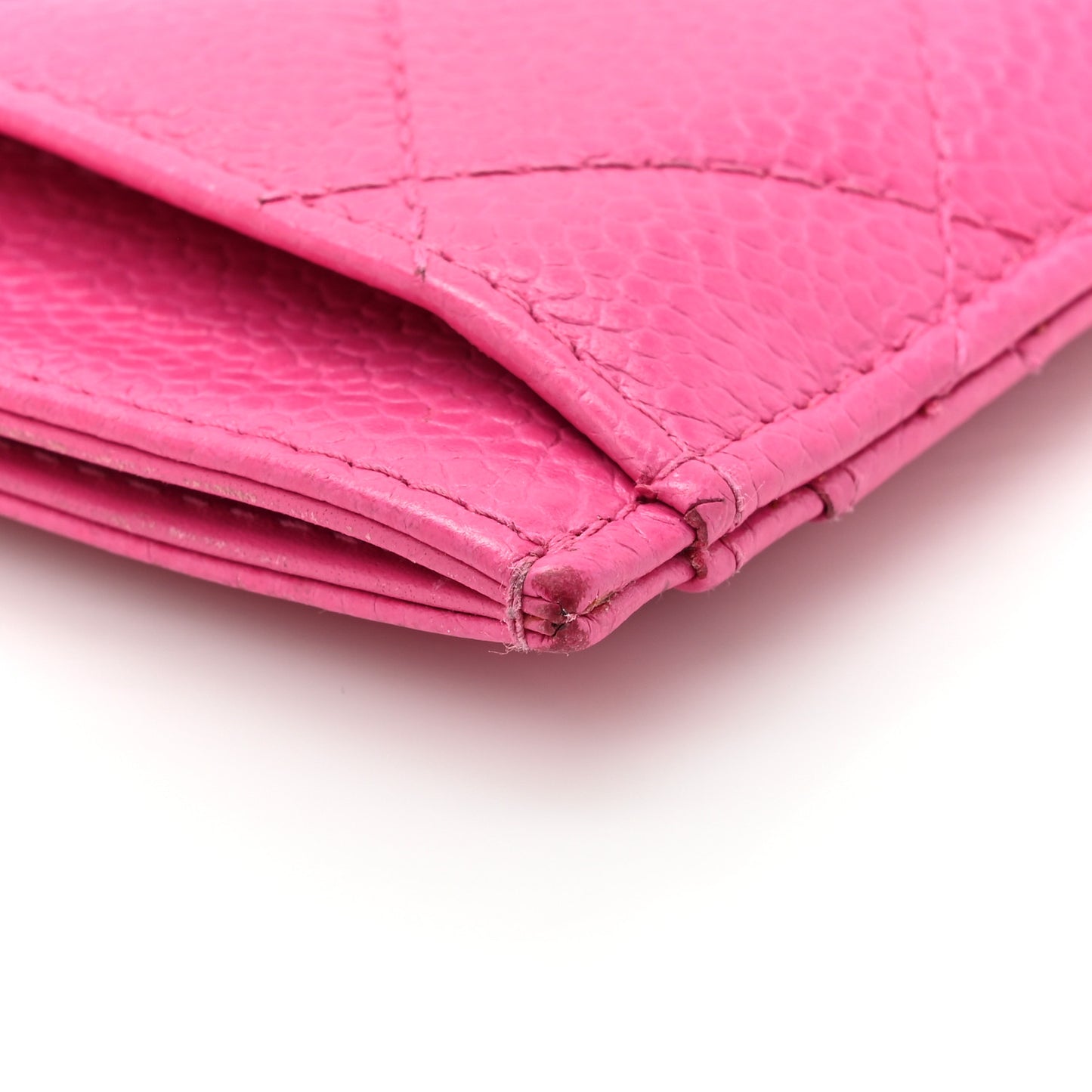 Caviar Quilted Enamel Card Holder Pink