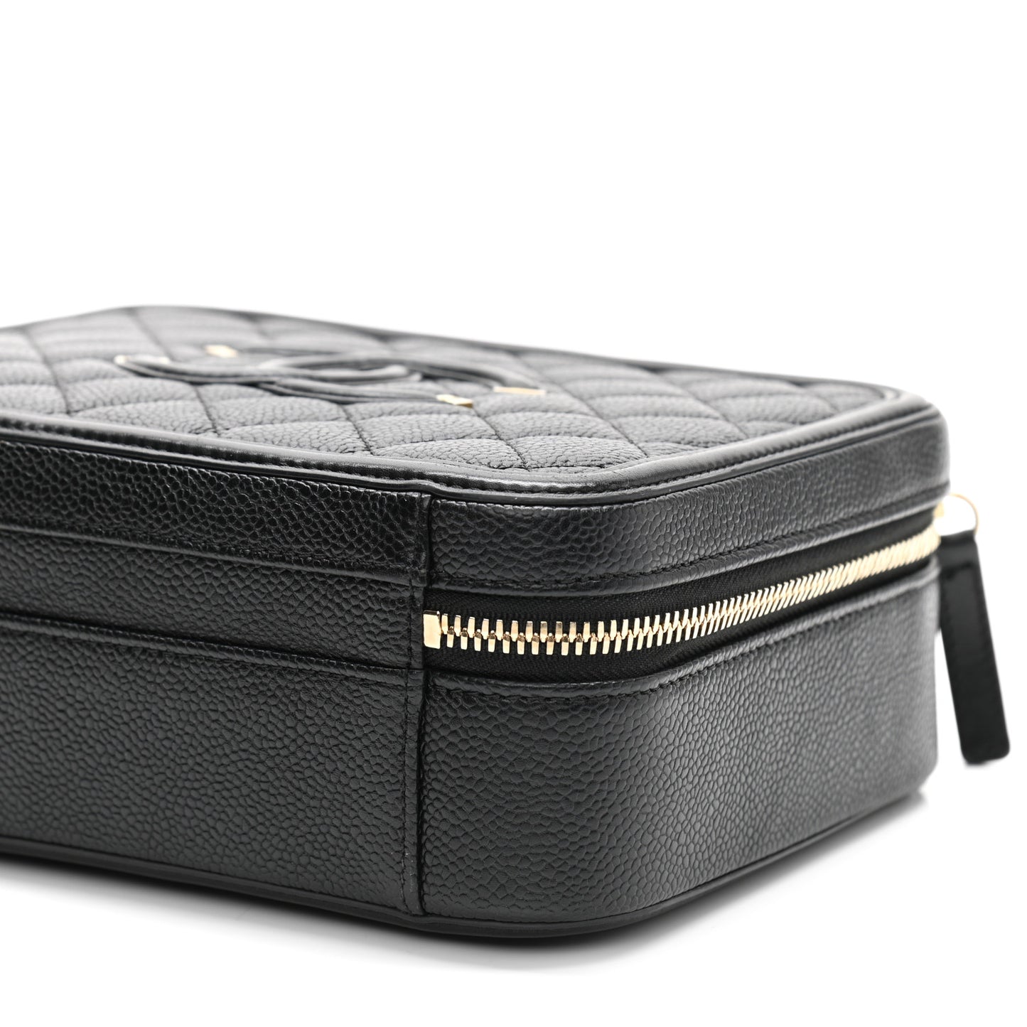 Caviar Quilted Medium CC Filigree Vanity Case Black