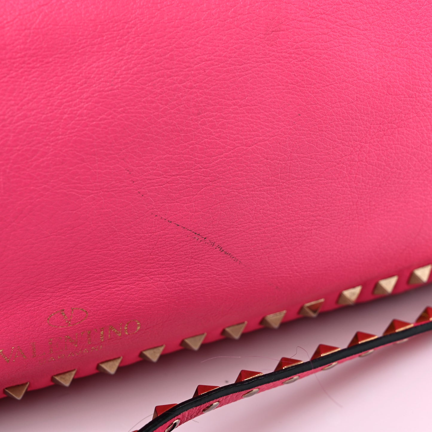 Vitello Medium Rockstud Tote Fuxia Fluo