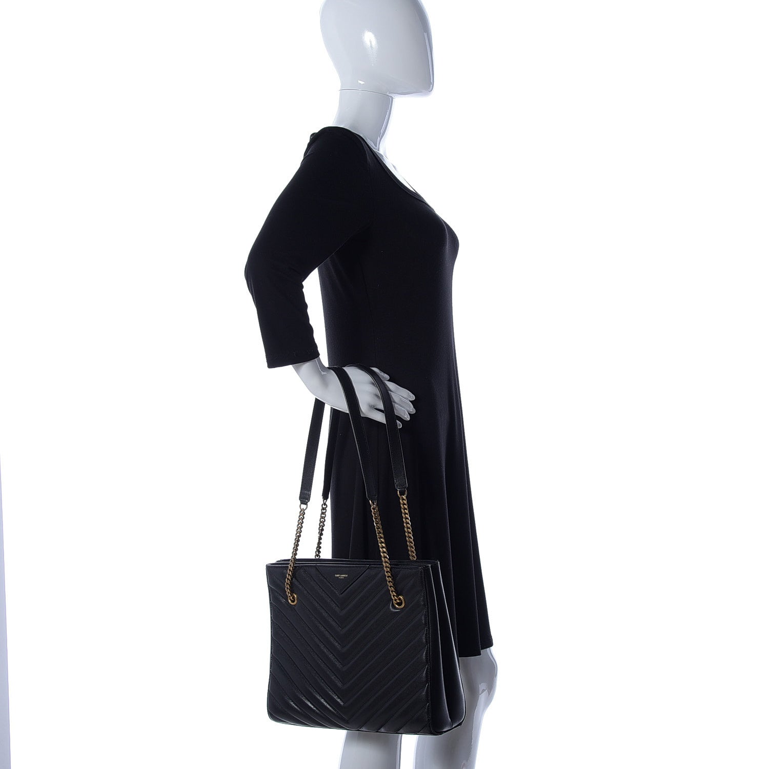 Saint Laurent Grain De Poudre Matelasse Chevron Medium Tribeca Shopping Bag Black 2 of 9