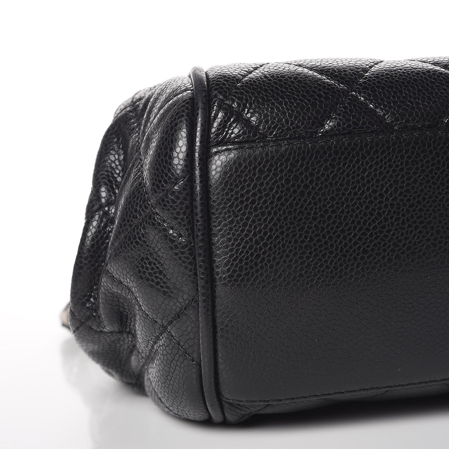 Caviar Quilted Timeless Accordion Flap Black