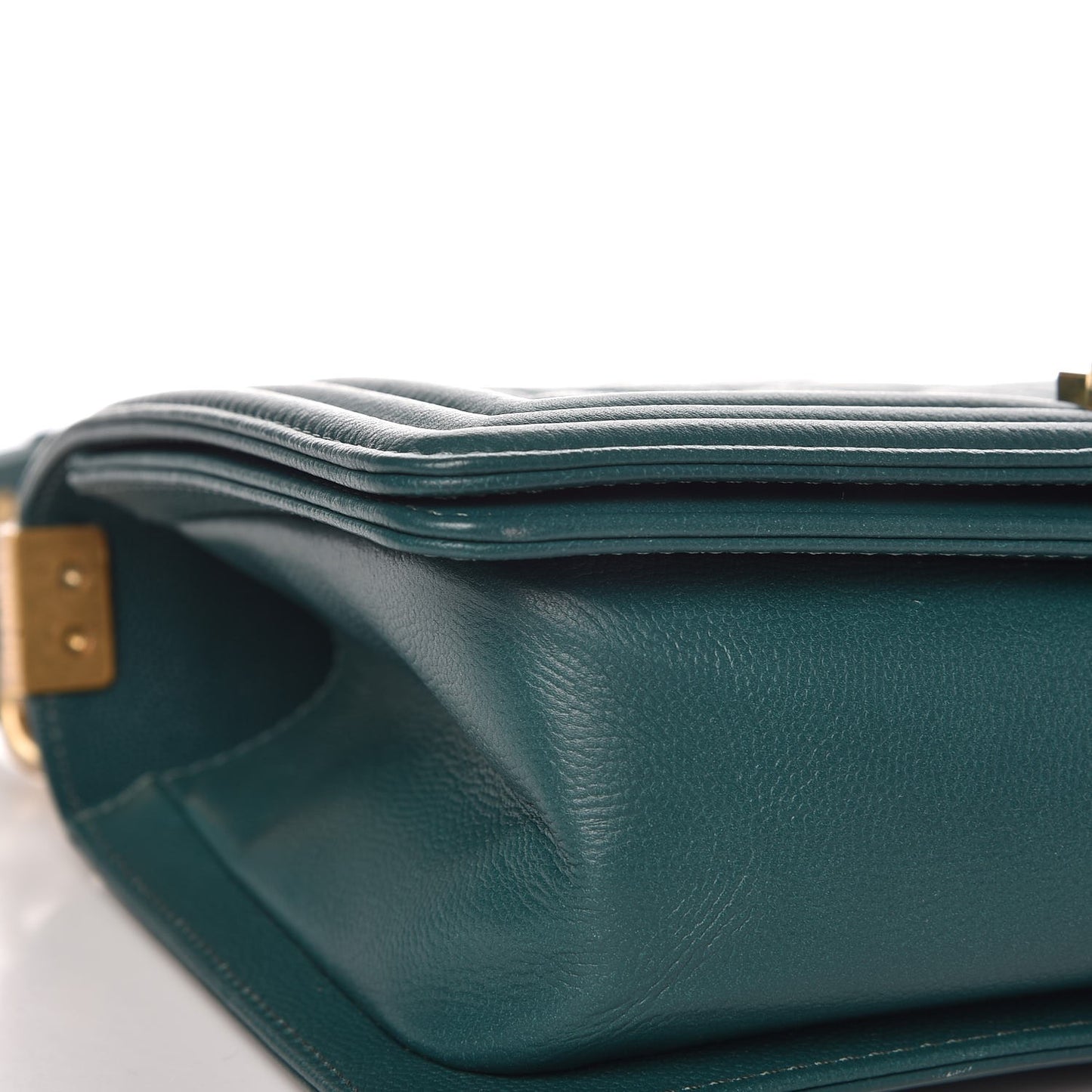 Caviar Quilted Medium Boy Flap Dark Green