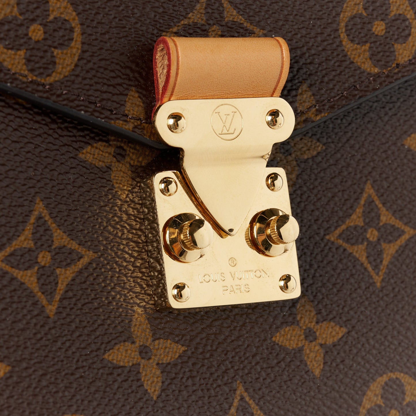 Monogram Pochette Metis