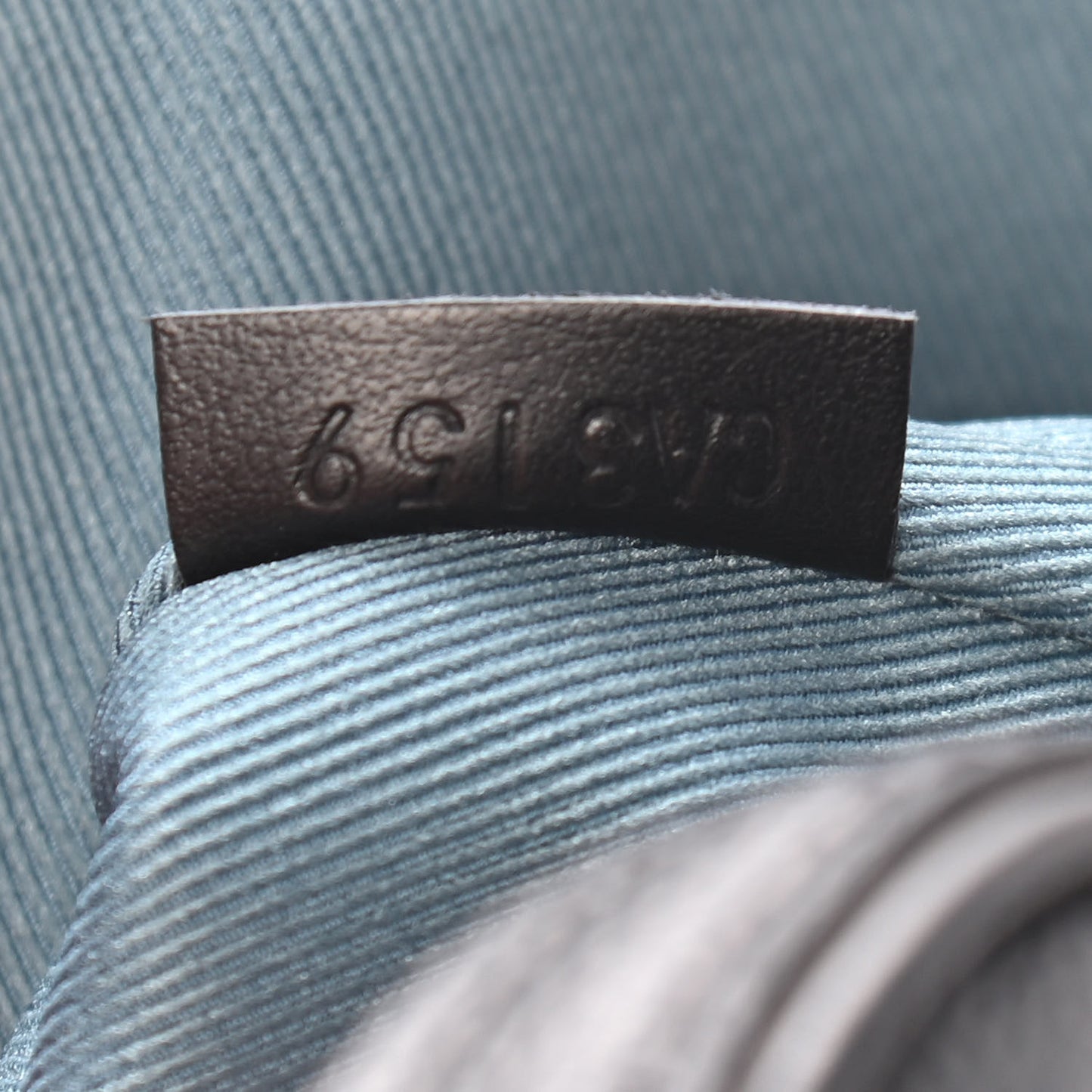 Damier Graphite Alpha Messenger Bag