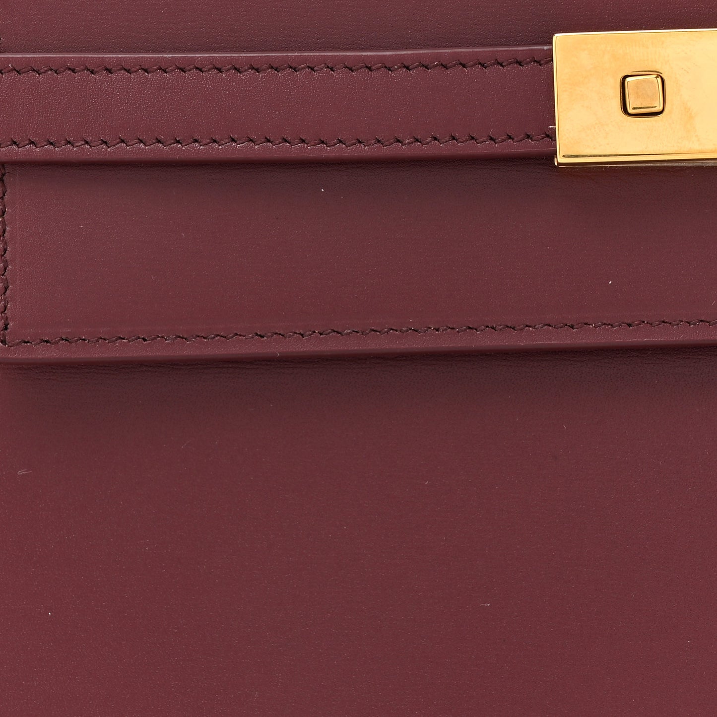 Smooth Calfskin Manhattan Shoulder Bag Rouge