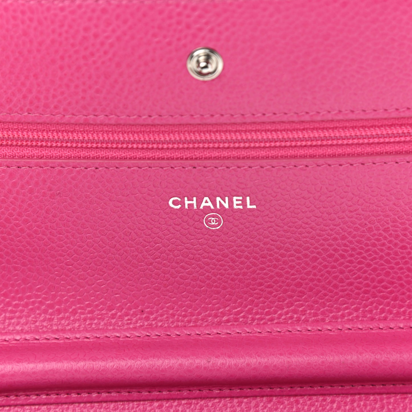 Caviar Quilted Wallet on Chain WOC Pink