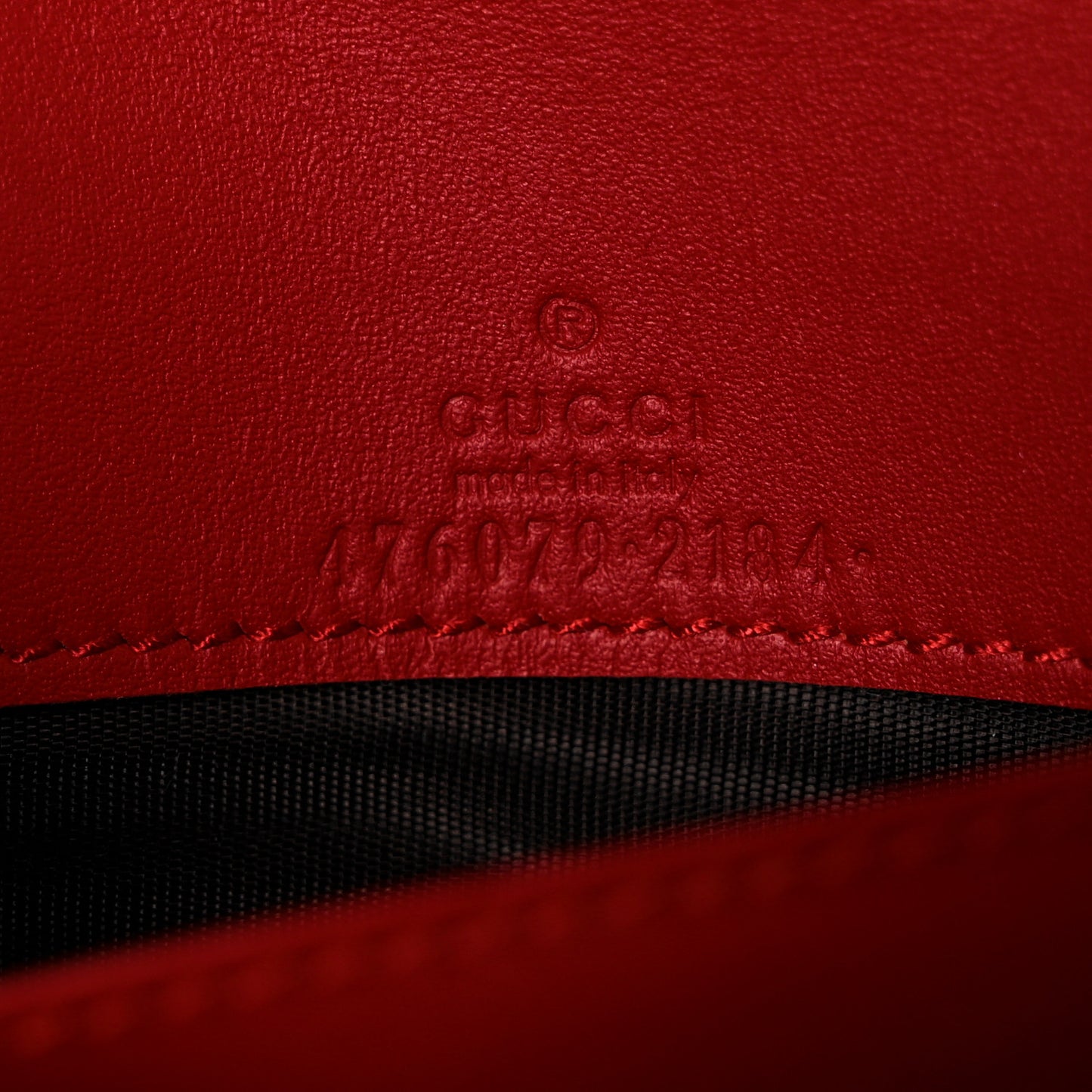 Calfskin Queen Margaret Chain Wallet Blue Agata Hibiscus Red Mystic White