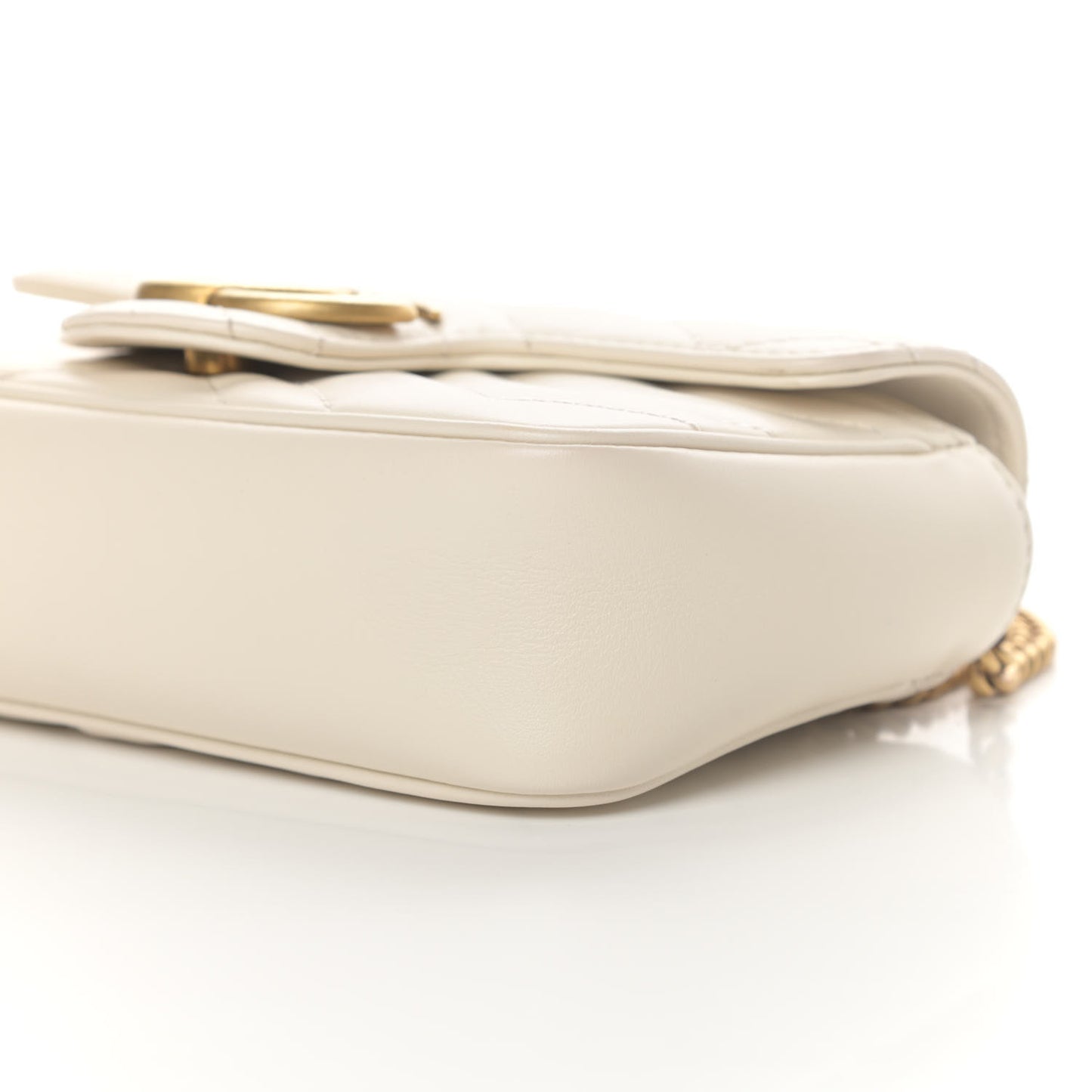 Calfskin Matelasse Super Mini GG Marmont Shoulder Bag White