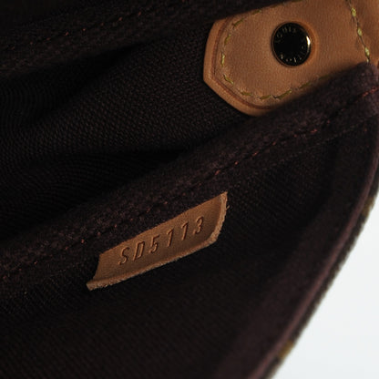 Louis Vuitton Monogram Favorite MM 8 of 9