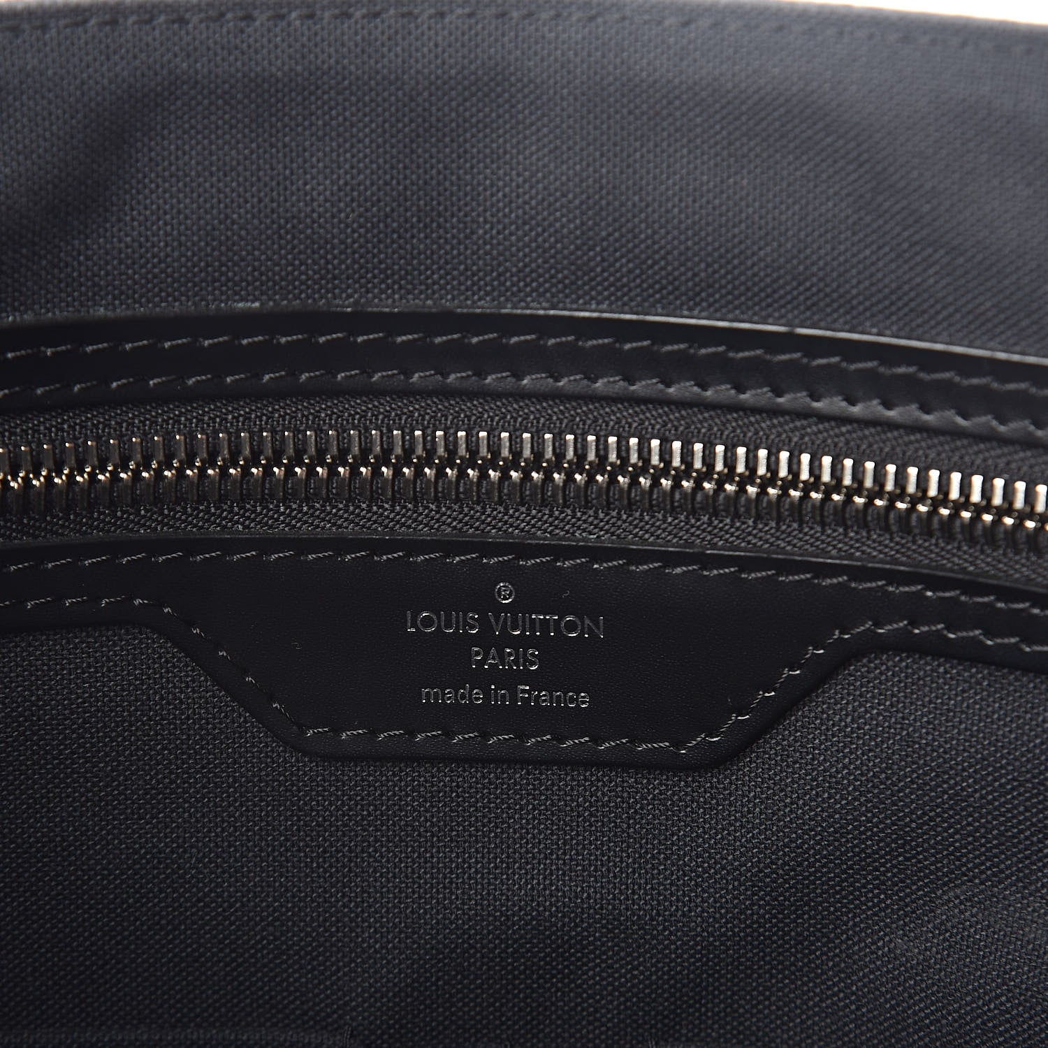 Louis Vuitton Damier Graphite District GM 6 of 9