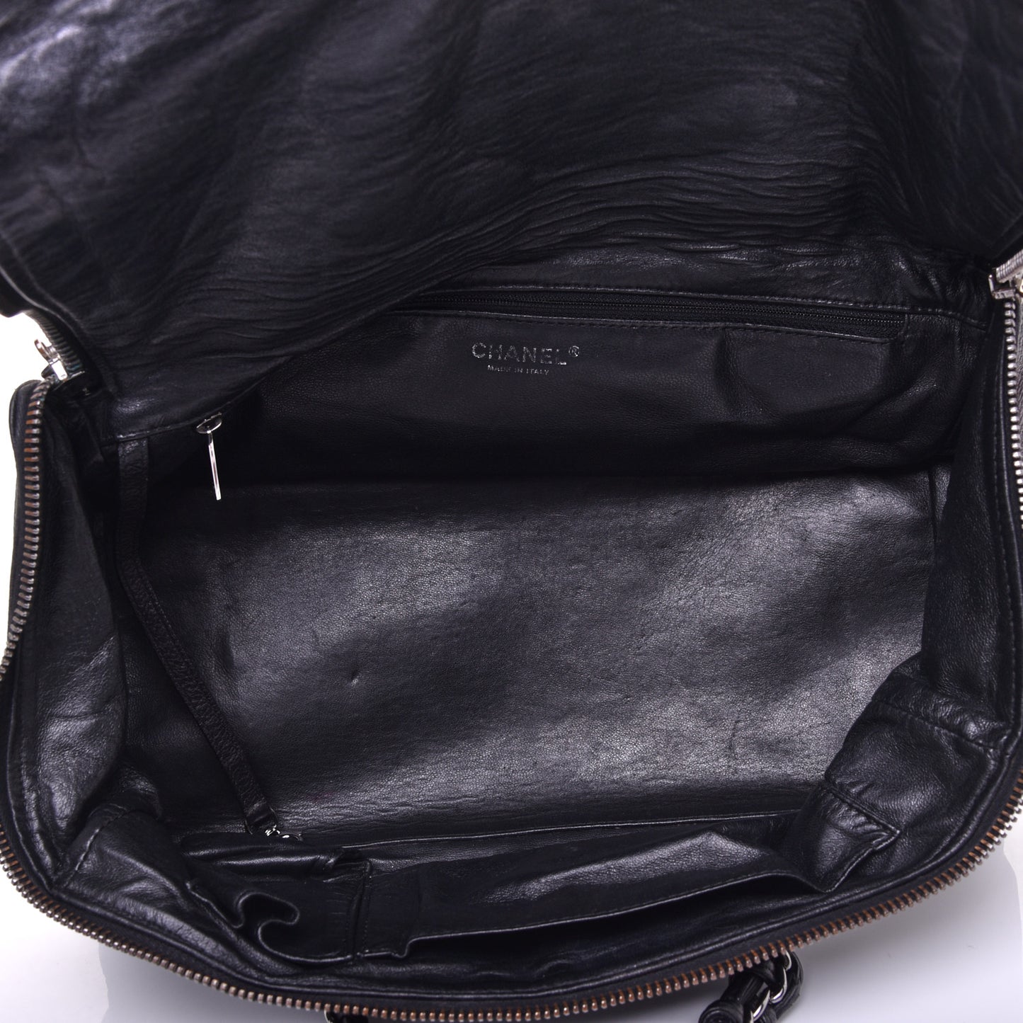 Deerskin Luxe Ligne Bowler Black
