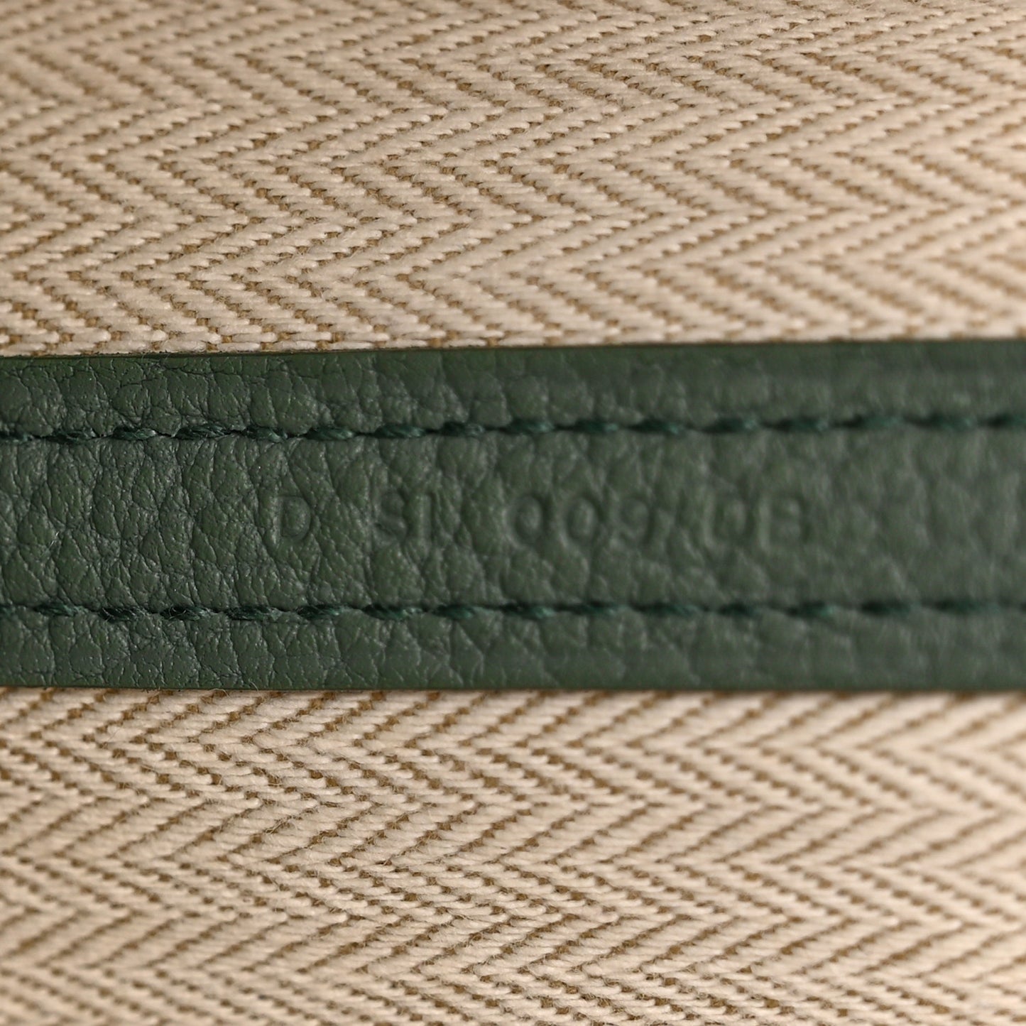 Vache Country Garden Party 36 MM Vert Amande