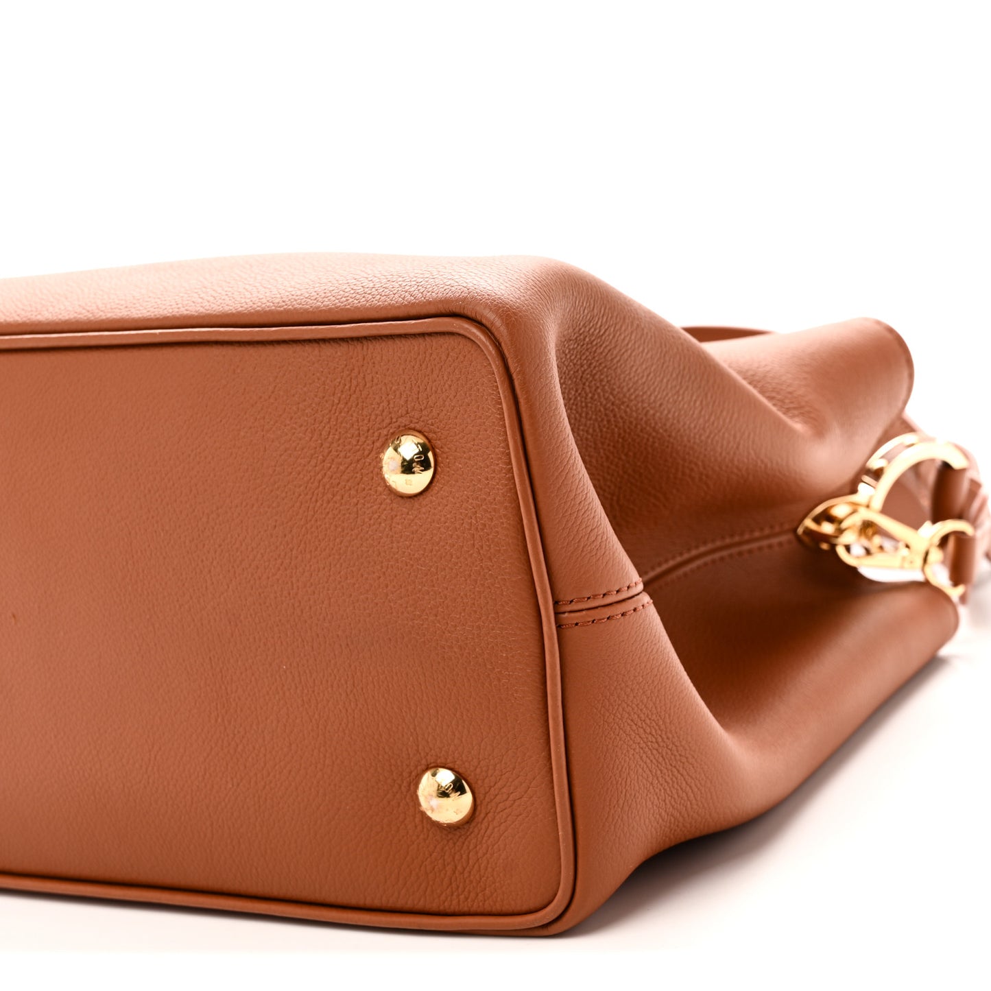 Smooth Grained Calfskin Capucines GM  Souple Cognac