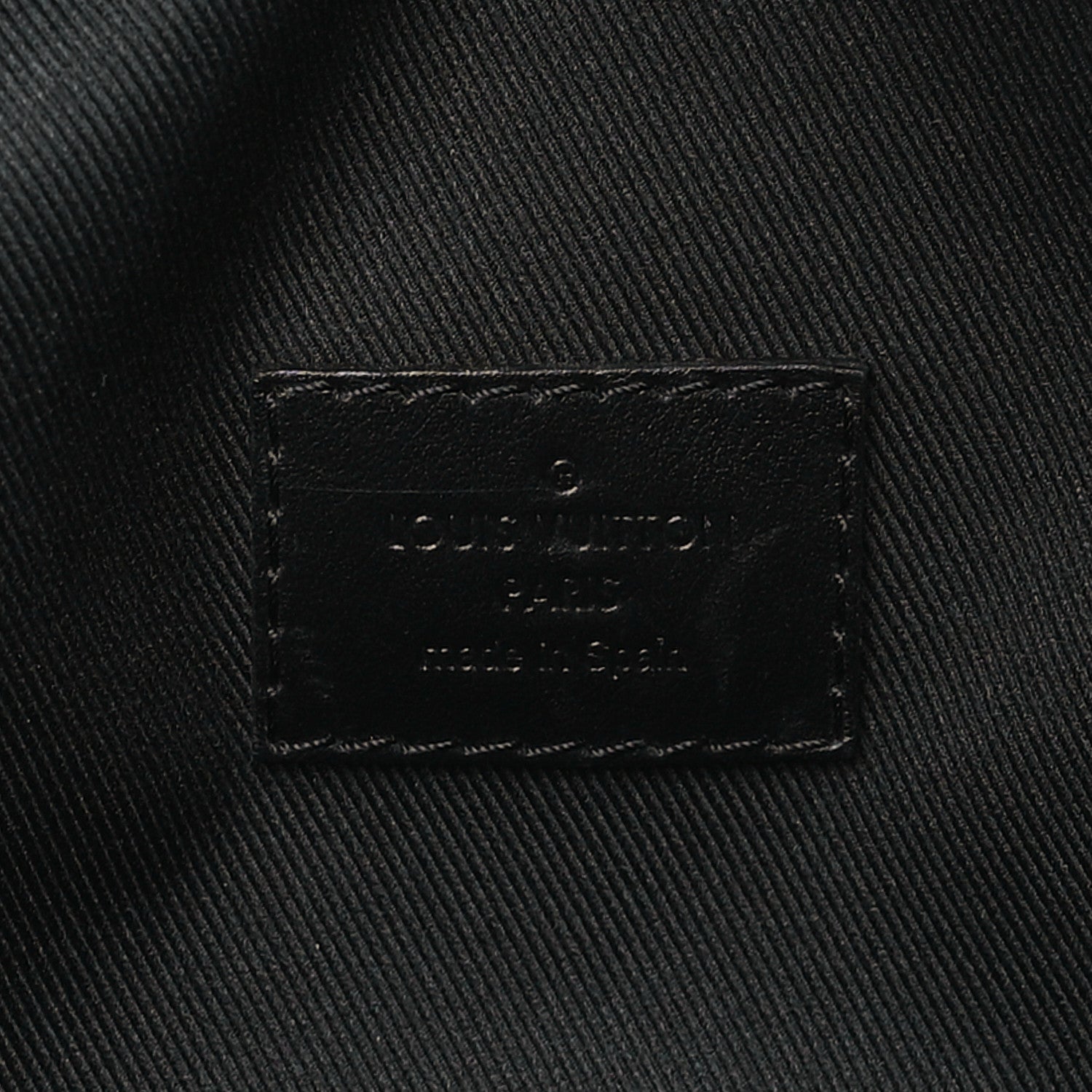Louis Vuitton Monogram Eclipse Discovery Bumbag 6 of 9