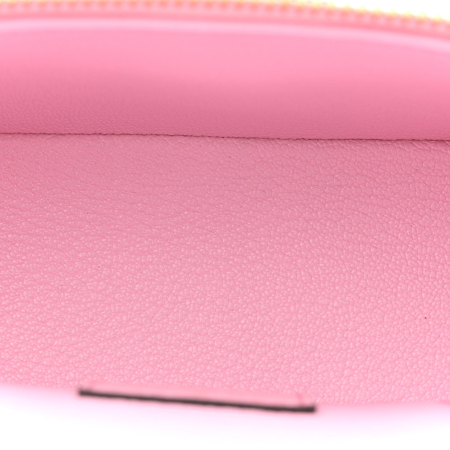 Ostrich Vanity Chain Pouch Pink