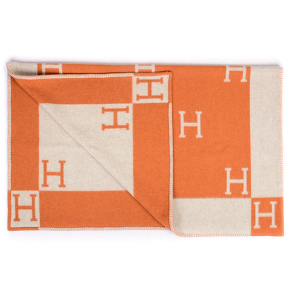 Hermes Wool Cashmere Signature Classic Avalon Blanket Ecru Potiron 3 of 5
