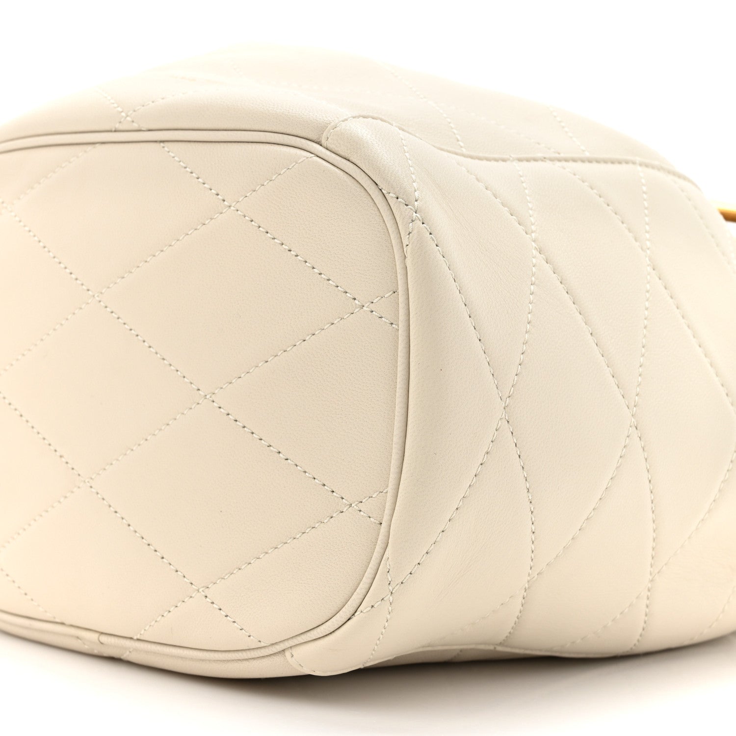 Saint Laurent Lambskin Quilted Le Maillon Bucket Bag Crema Soft 9 of 10