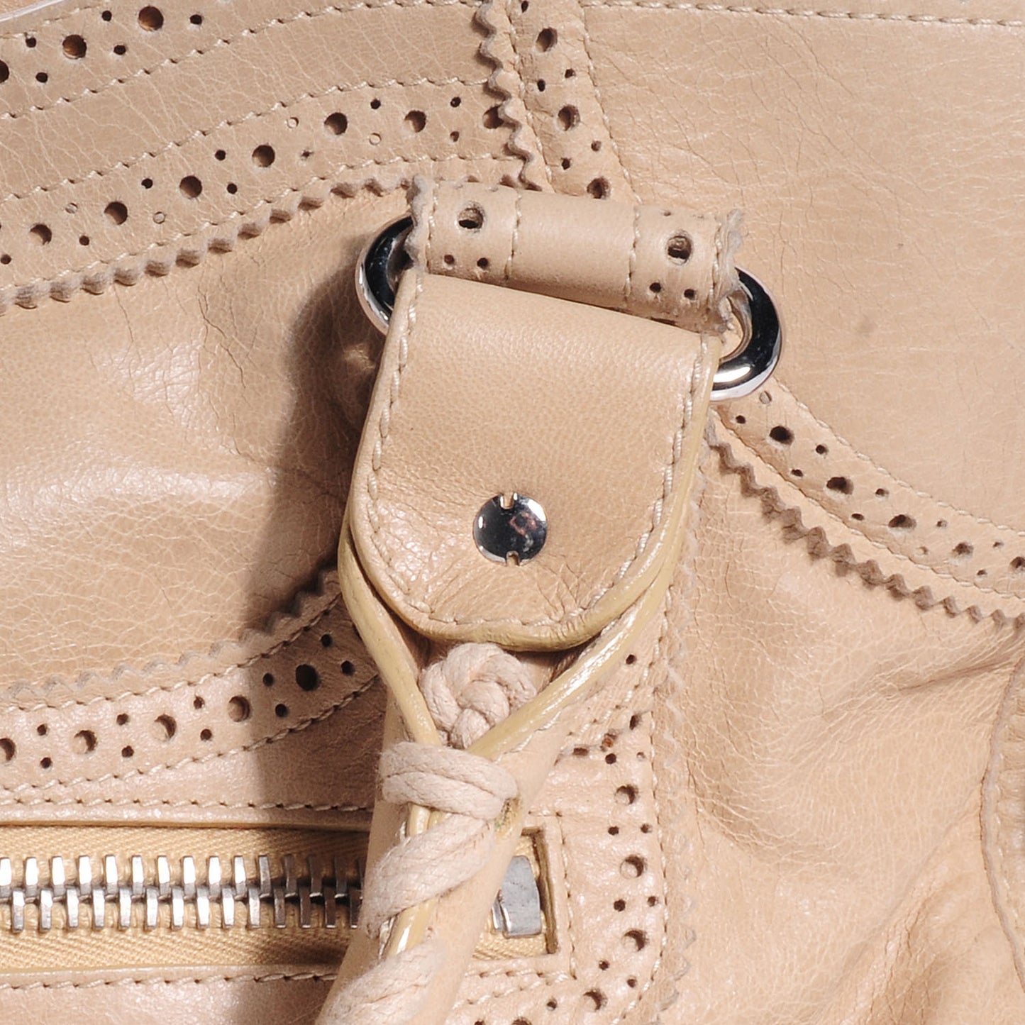Agneau Giant Brogues Hardware City Sahara
