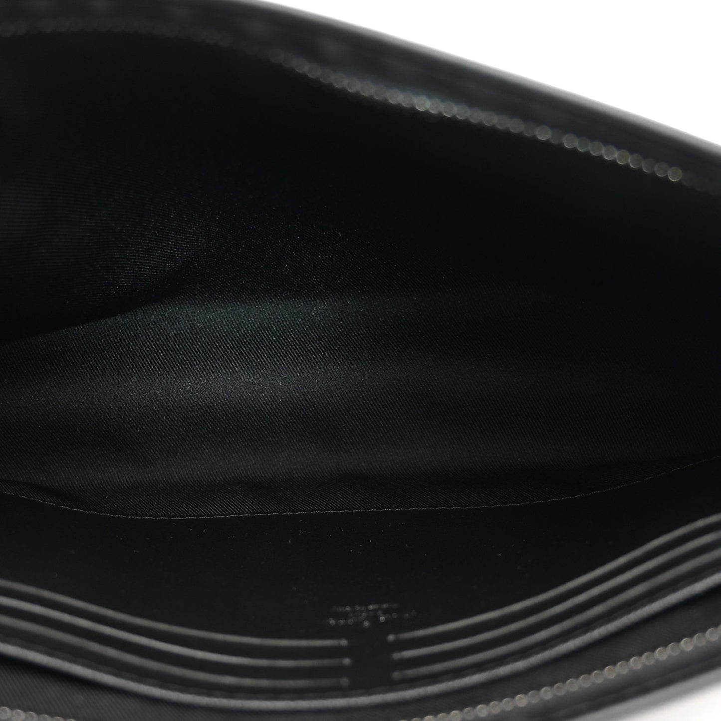 Monogram Eclipse Pochette Voyage MM