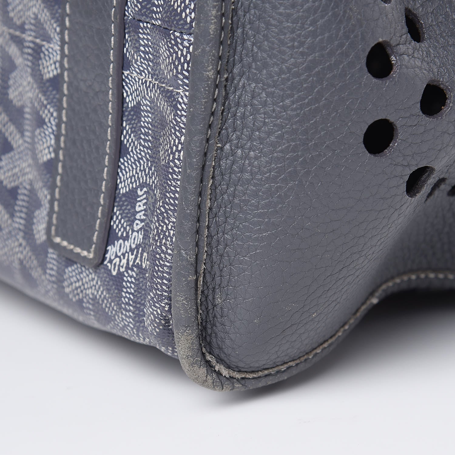 Goyard Goyardine Sac Hardy Pet Carrier PM Grey 29 of 29