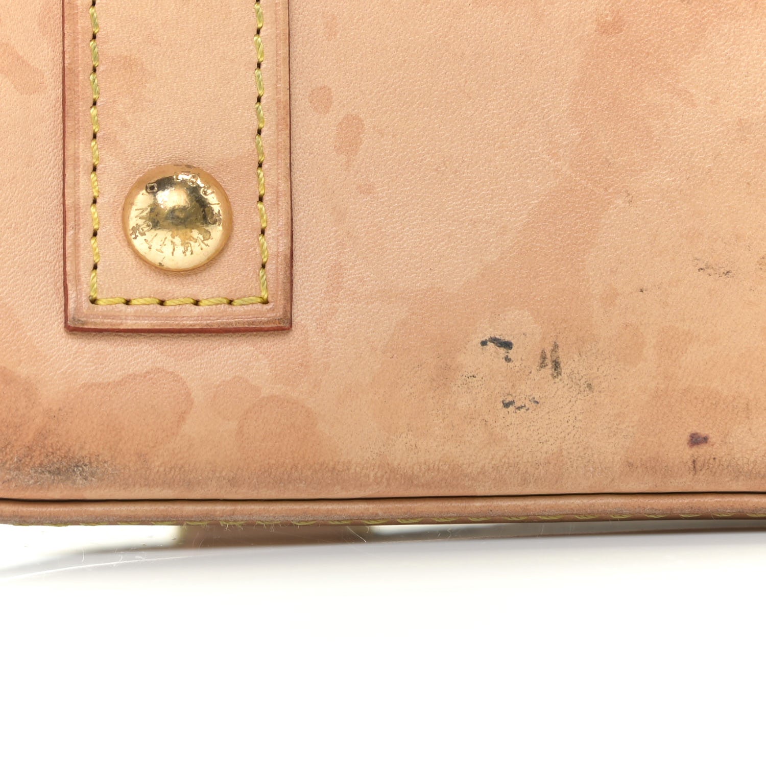 Louis Vuitton Monogram Alma BB 9 of 17