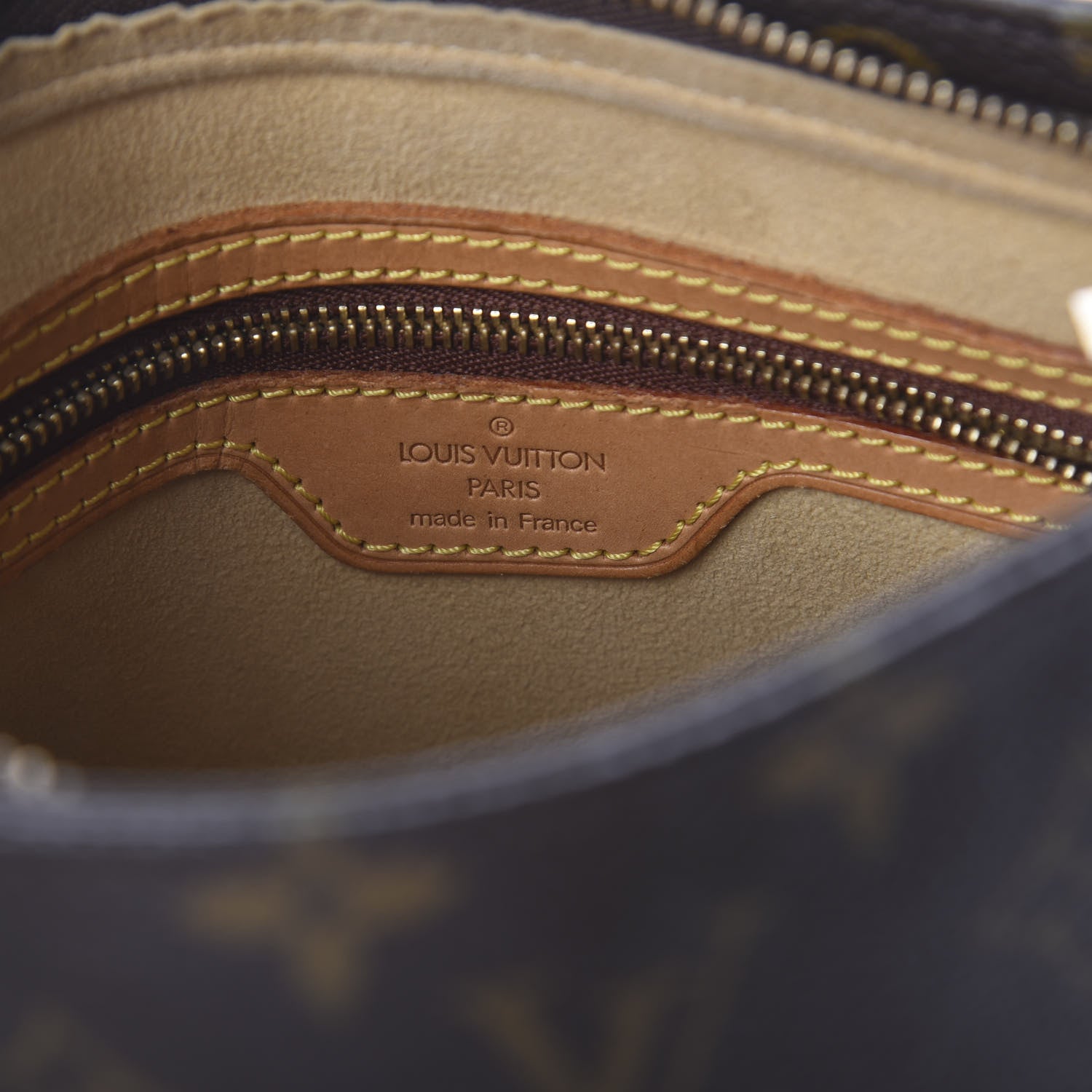 Louis Vuitton Monogram Looping MM 5 of 8