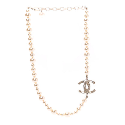 Chanel Pearl Crystal CC Camellia Short Necklace Gold 3 of 4