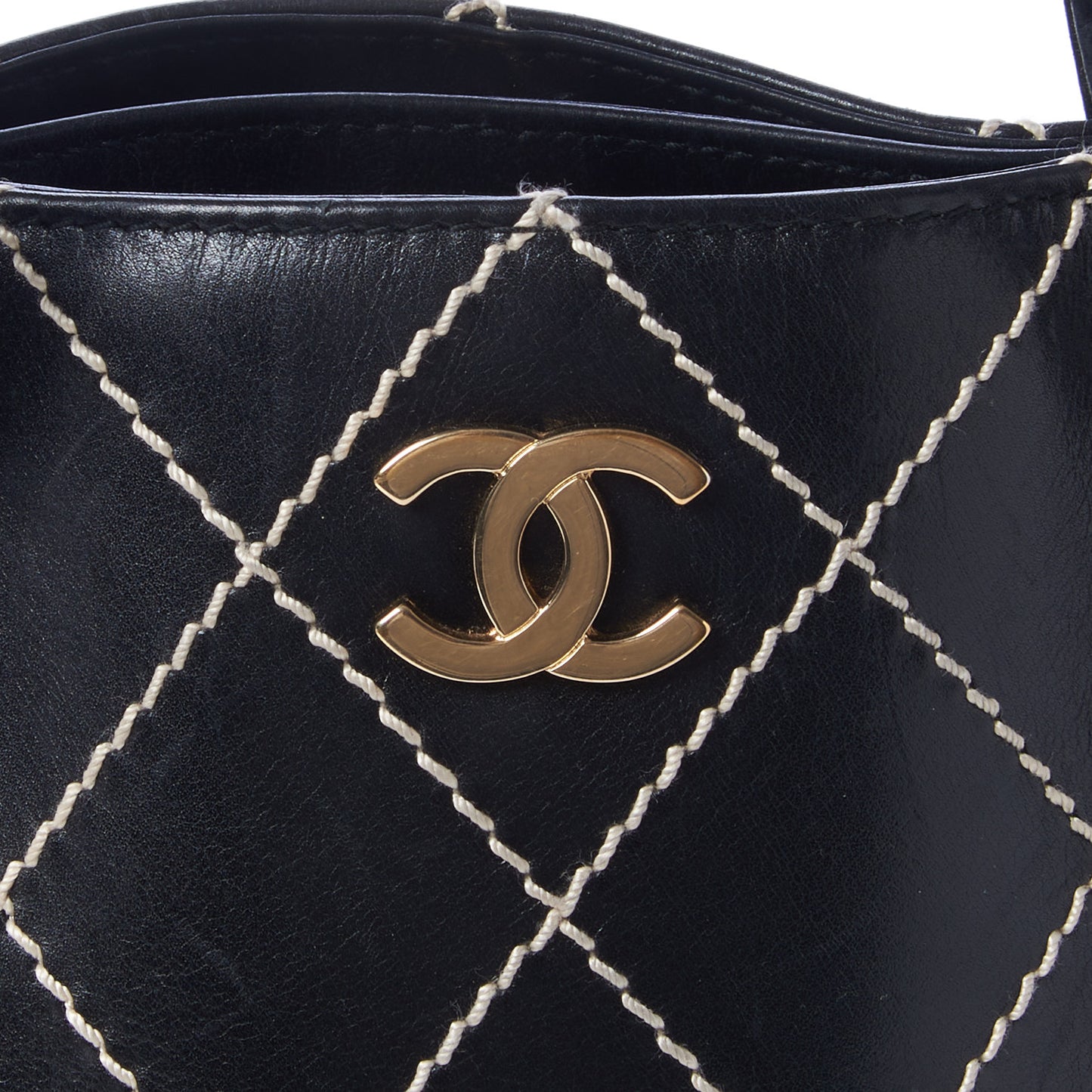 Calfskin Wild Stitch Large Tote Black