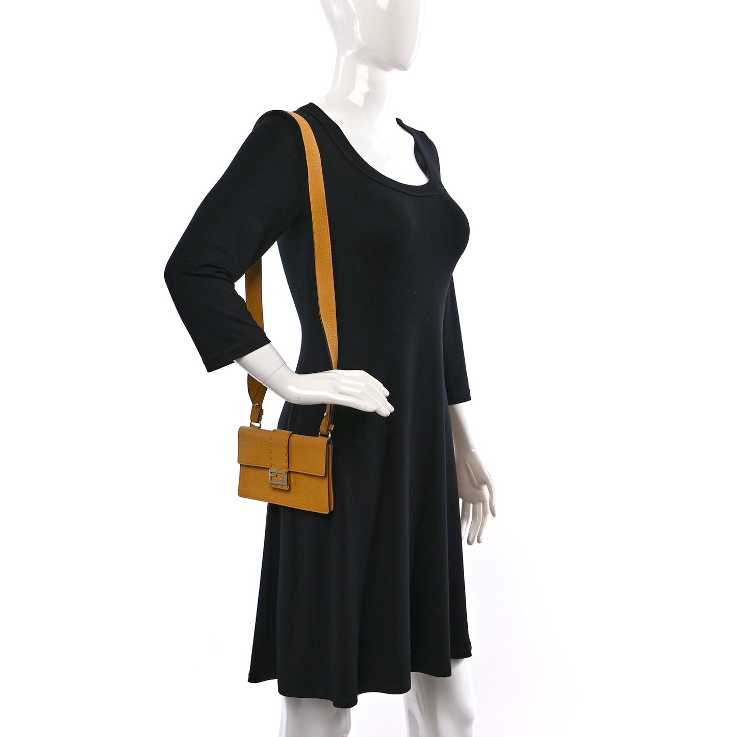 Cuoio Romano Selleria Baguette Belt Pouch Giallo Fendi