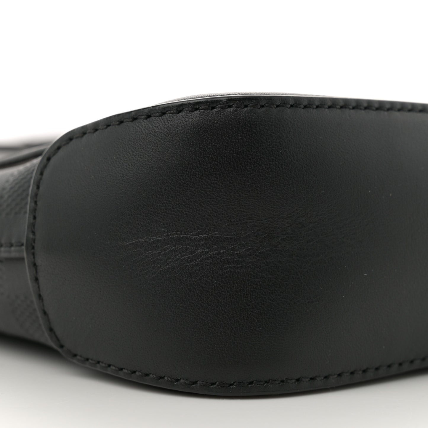 Damier Infini District PM Onyx