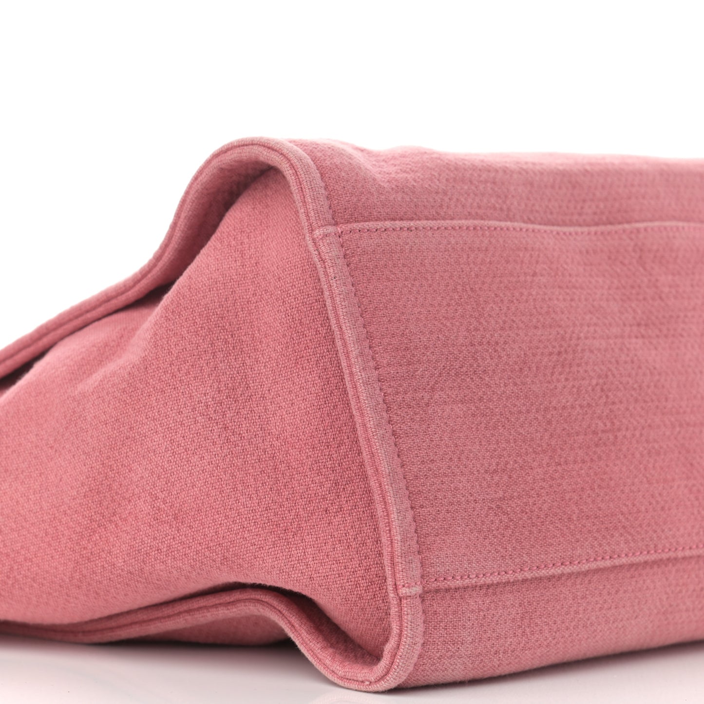Canvas Medium Deauville Tote Red