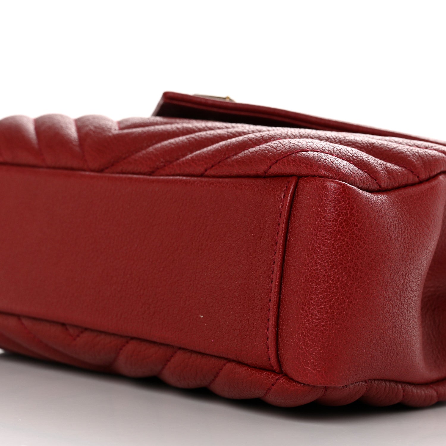 Saint Laurent Sheepskin Matelasse Chevron Monogram Medium College Bag Opyum Red 11 of 11