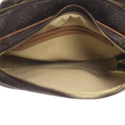 Louis Vuitton Monogram Reporter PM 6 of 10