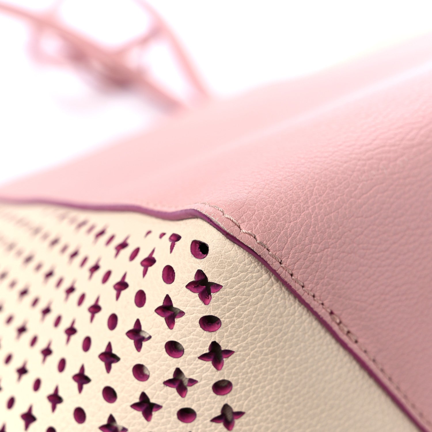 Louis Vuitton Calfskin Perforated Lockme Cabas Rose Poudre Creme 9 of 10