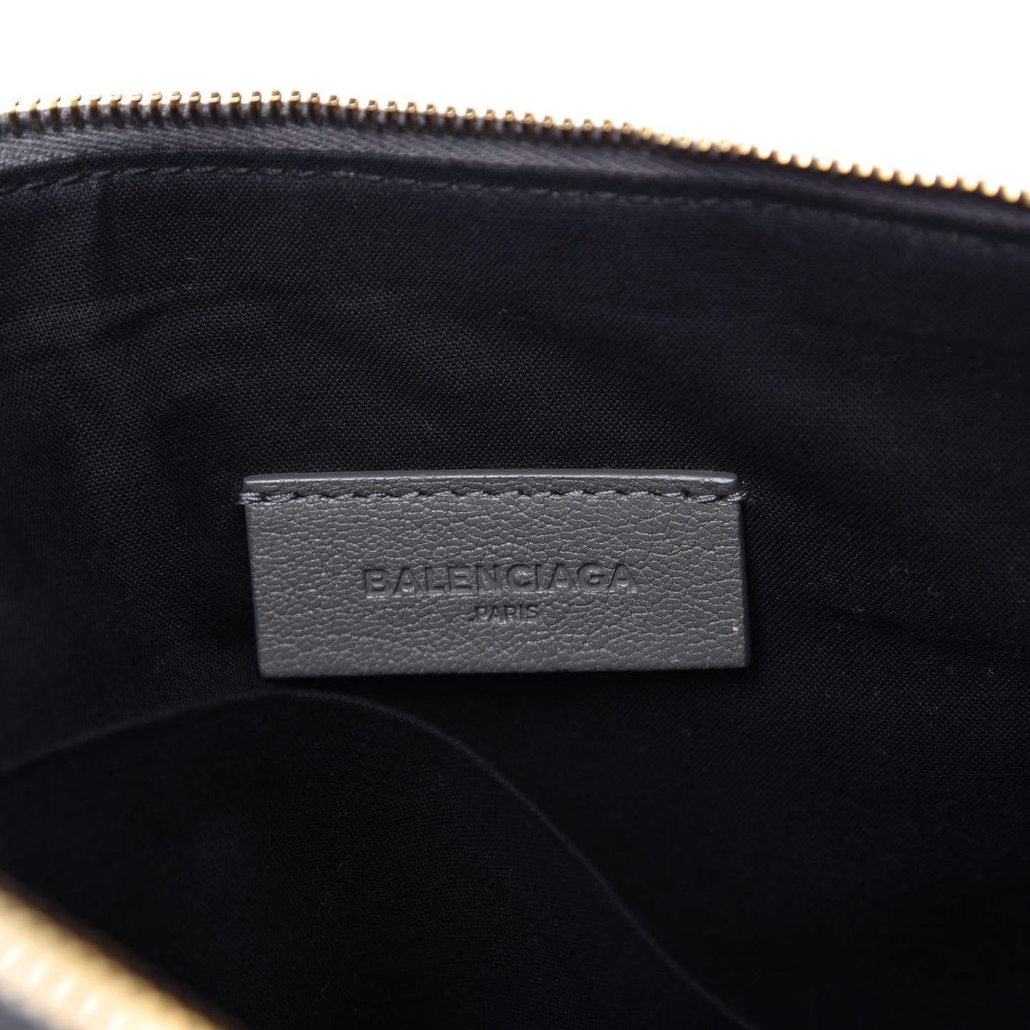 Chevre Gold Metallic Edge Hardware Pouch Gris Acier