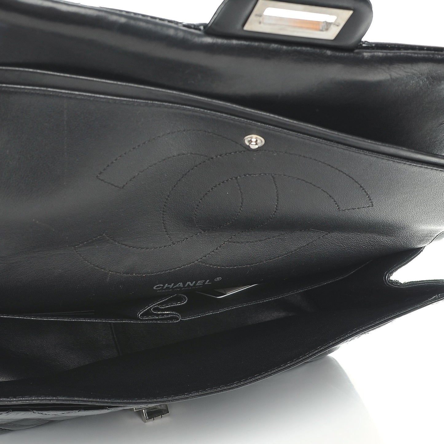 Distressed Patent 2.55 Reissue 227 Flap Black