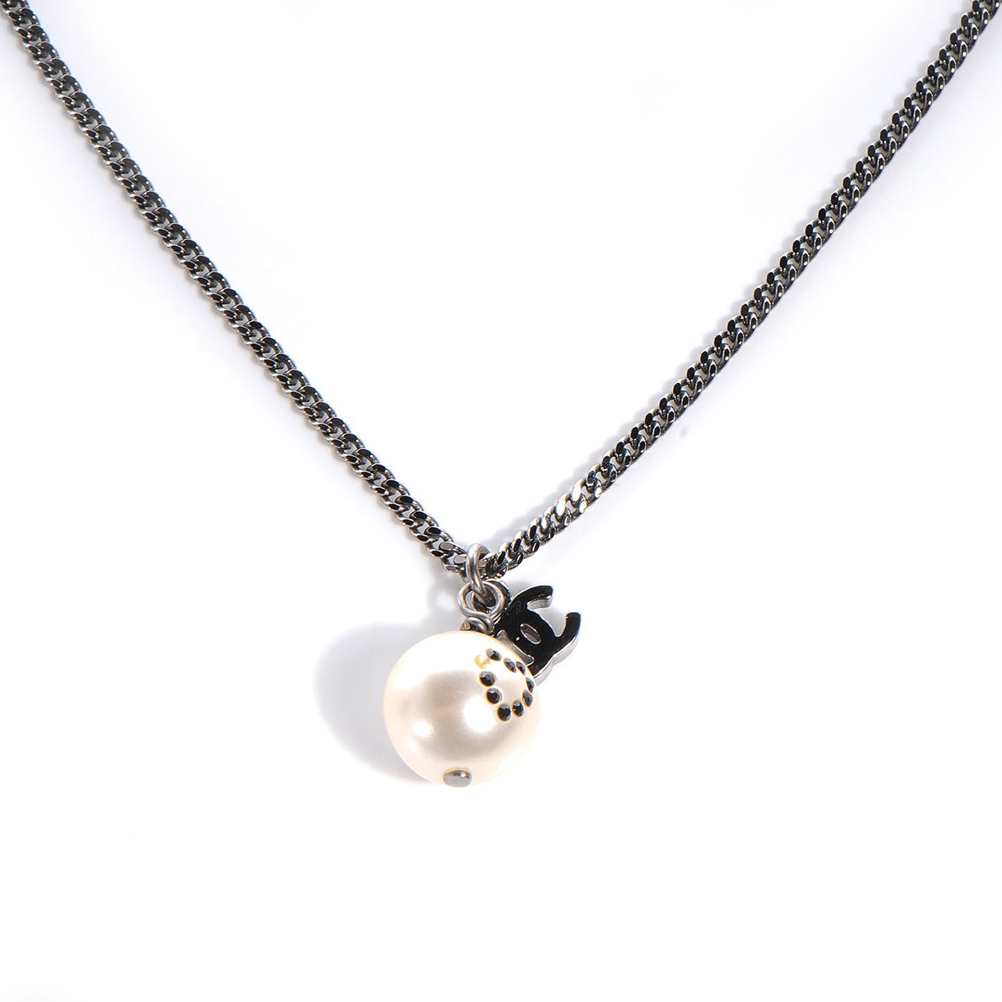 Pearl CC Pendant Necklace Dark Silver