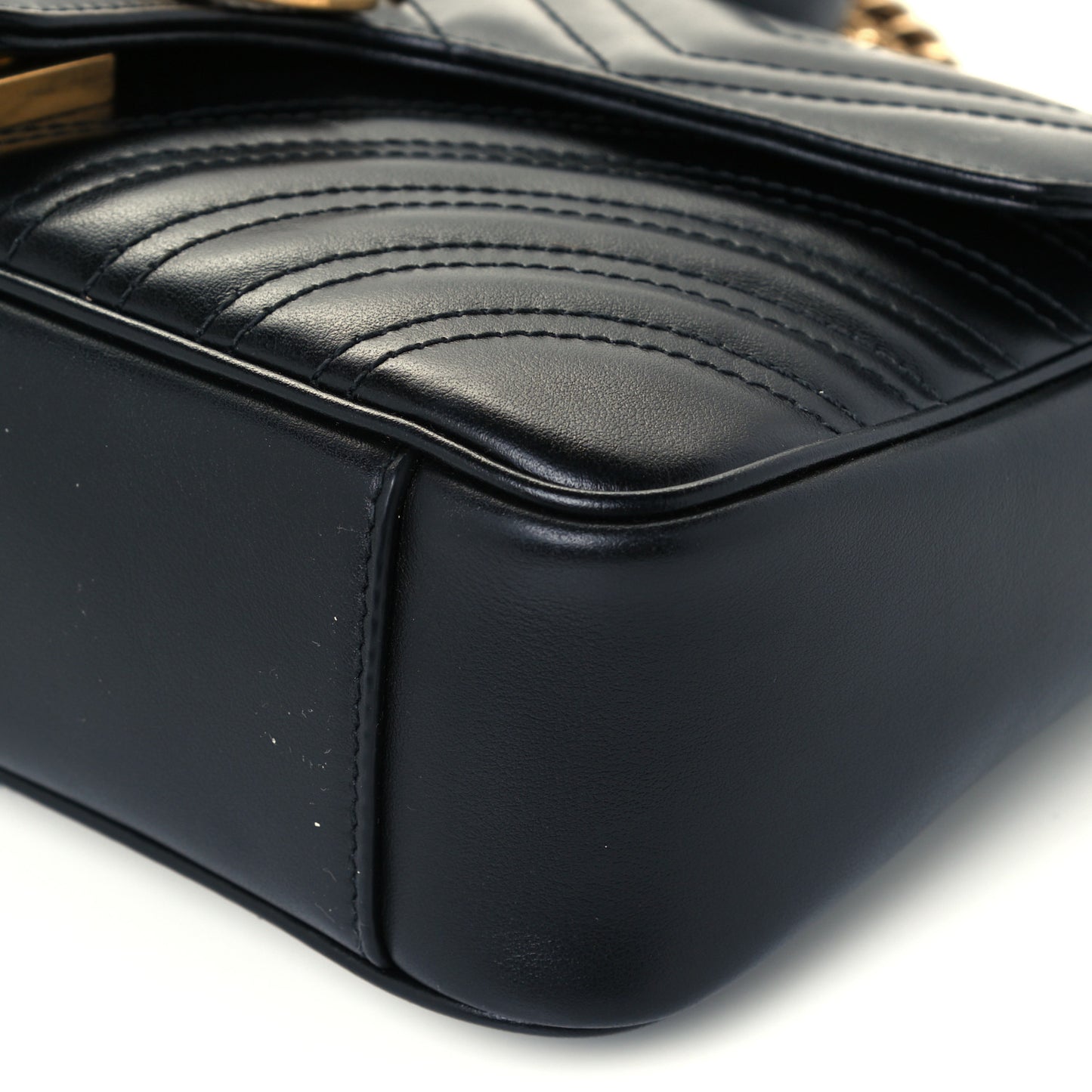 Calfskin Matelasse Small GG Marmont Shoulder Bag Black