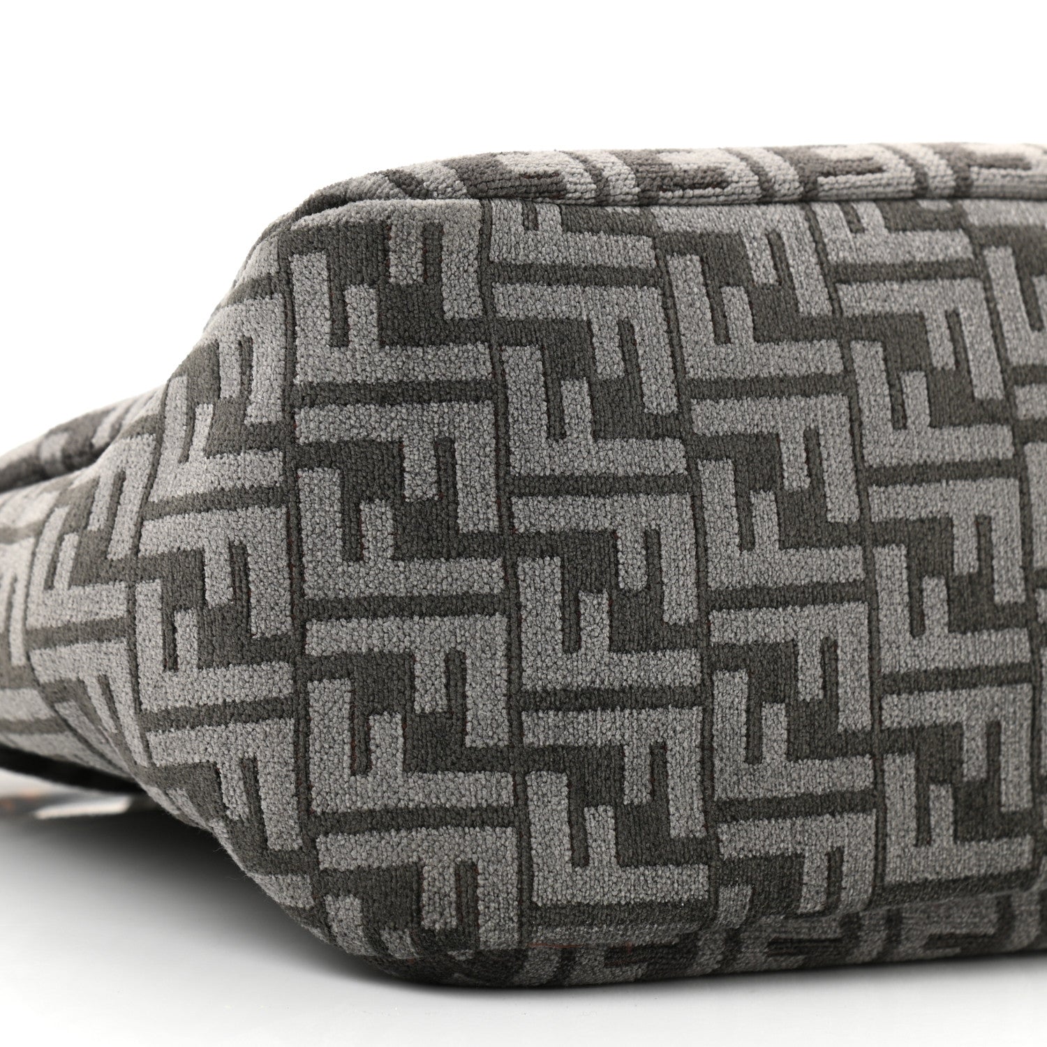 Fendi Chenille Vitello Seta Plexiglass FF Fendi O'Lock Zipper Anthracite Asfalto 8 of 9