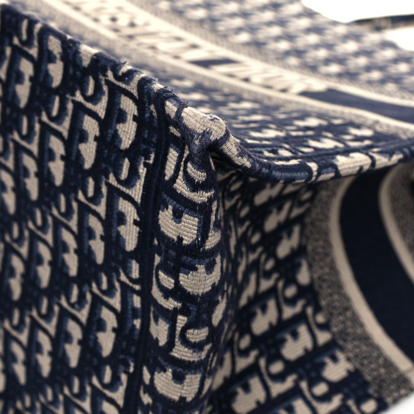 Oblique Book Tote Blue Multicolor